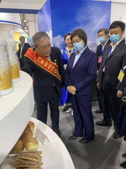 包含内蒙古自治区乌兰察布察哈尔右翼中旗最新最新通报：寻找同轨迹人员的词条